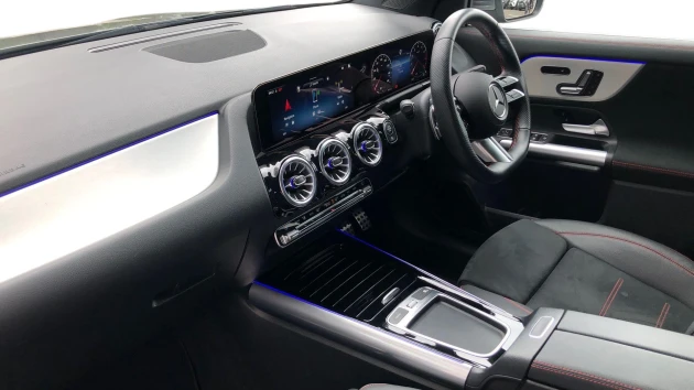 Mercedes-Benz GLA Listing Image