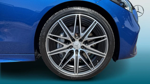 Mercedes-Benz C-Class Listing Image