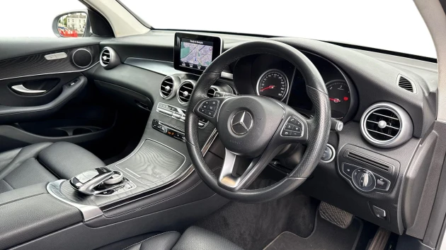Mercedes-Benz GLC Listing Image