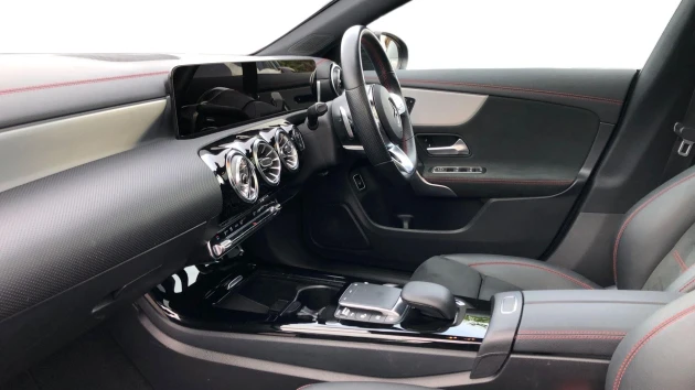 Mercedes-Benz CLA Listing Image