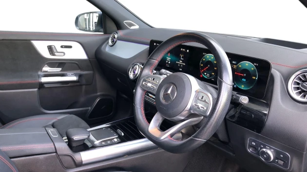 Mercedes-Benz EQA Listing Image