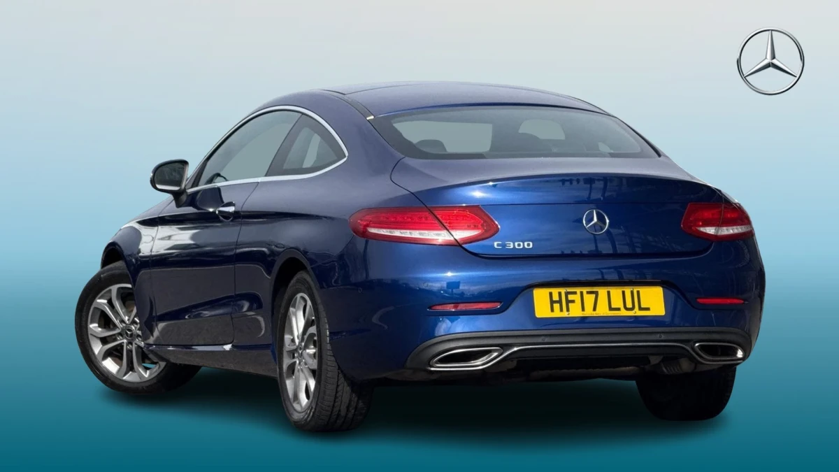 Mercedes-Benz C-Class Image 2