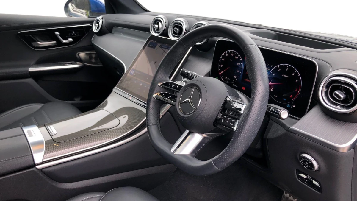 Mercedes-Benz GLC Image 3