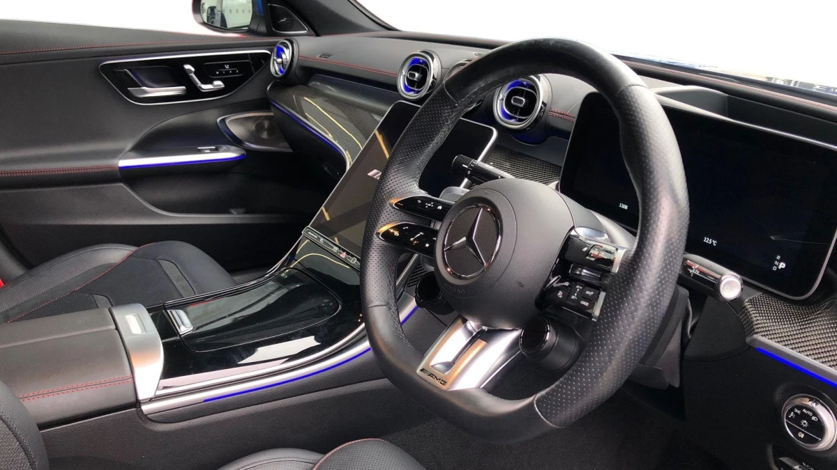 Mercedes-Benz C-Class Image 3