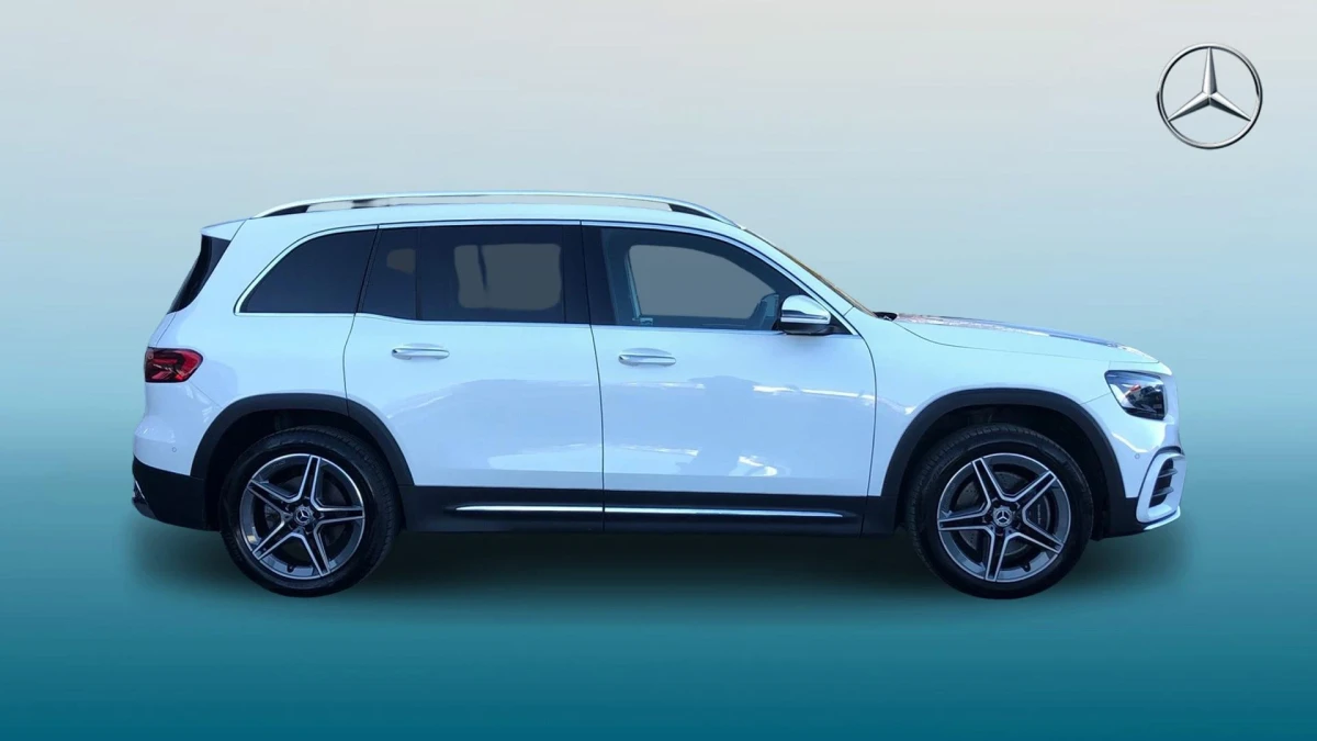 Mercedes-Benz GLB Image 4