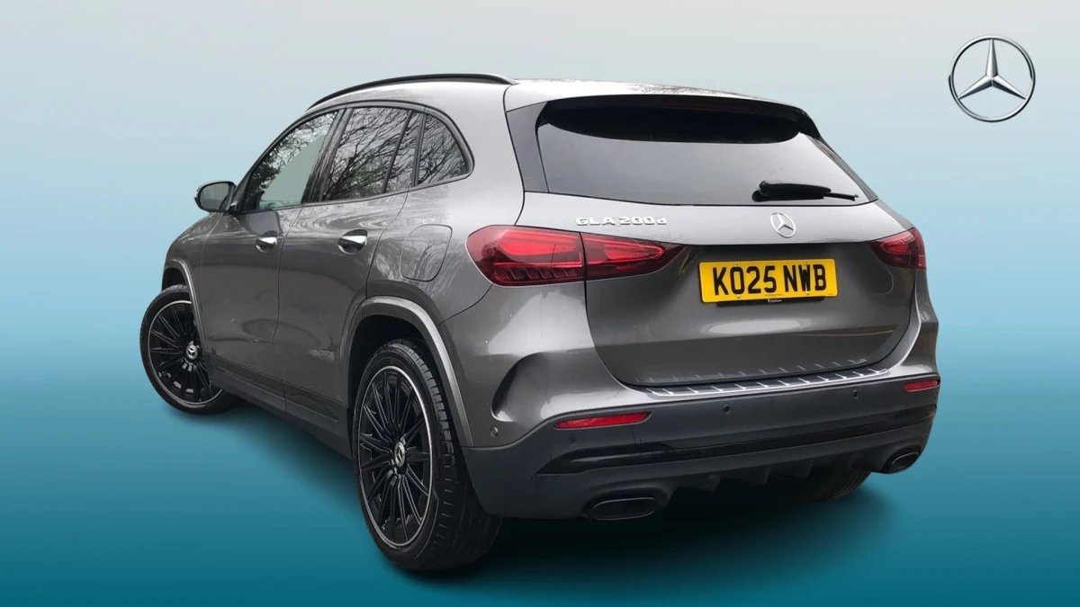 Mercedes-Benz GLA Image 2