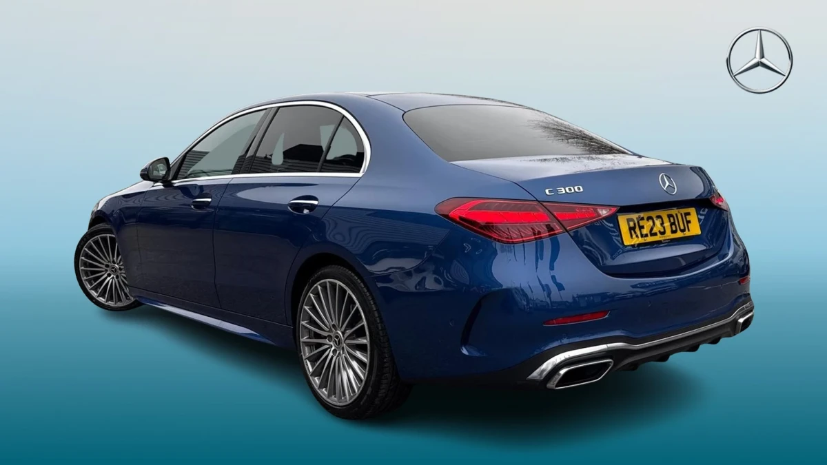 Mercedes-Benz C-Class Image 2