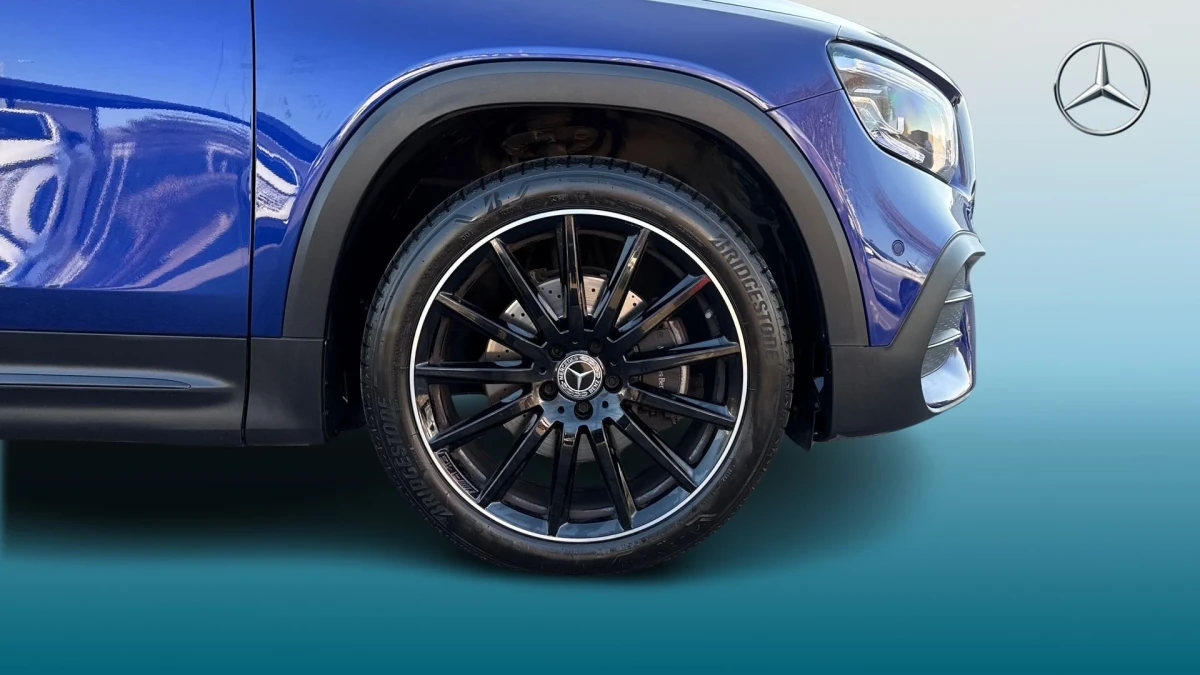 Mercedes-Benz GLB Image 5