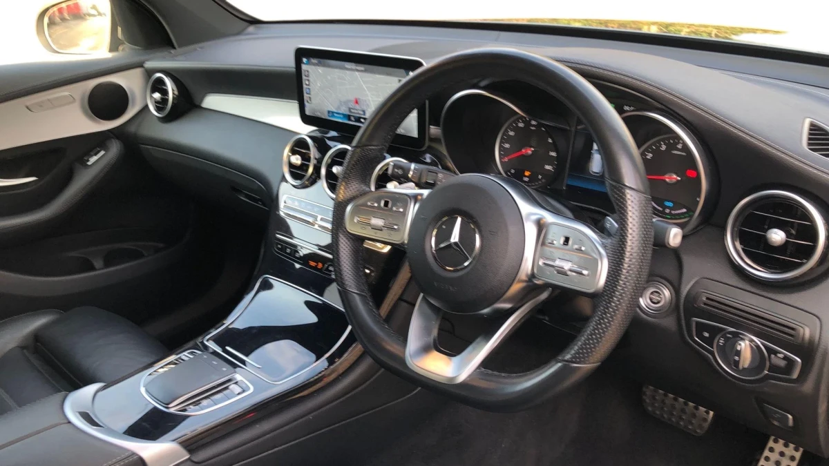Mercedes-Benz GLC Image 3