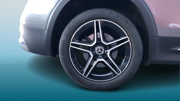 Mercedes-Benz GLB Listing Image