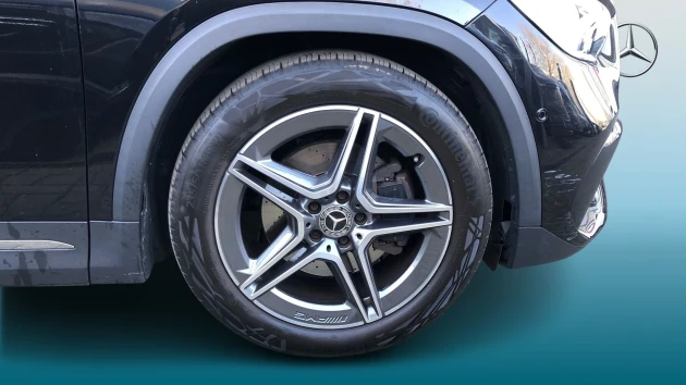 Mercedes-Benz GLA Listing Image