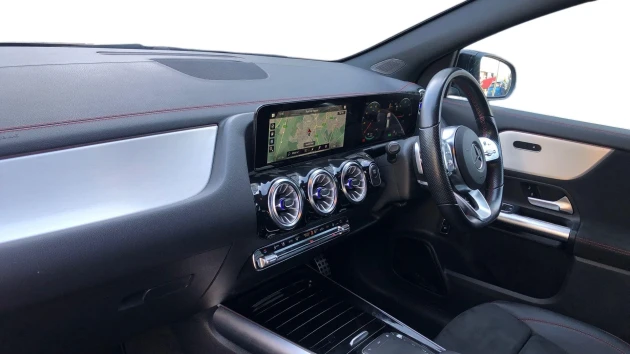 Mercedes-Benz EQA Listing Image