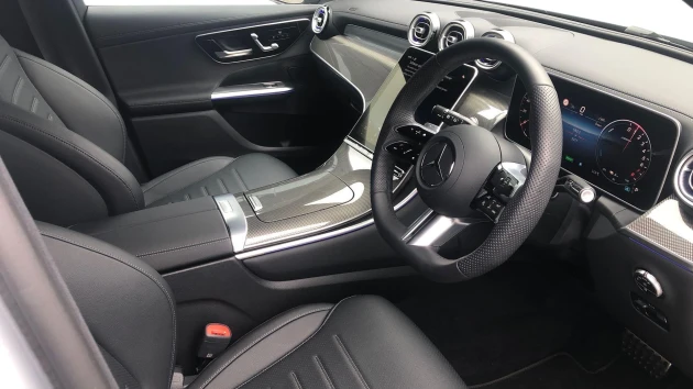 Mercedes-Benz GLC Listing Image