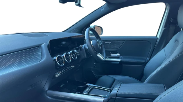 Mercedes-Benz GLA Listing Image