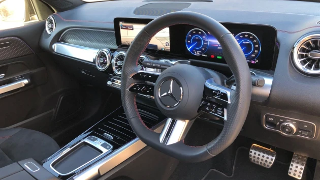 Mercedes-Benz EQB Listing Image