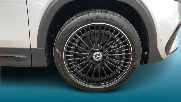 Mercedes-Benz EQB Listing Image