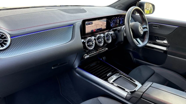 Mercedes-Benz EQA Listing Image