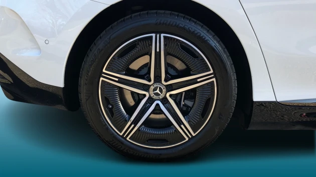 Mercedes-Benz EQE Listing Image