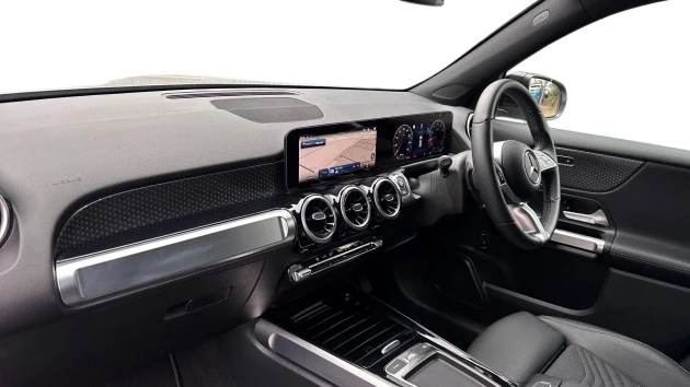 Mercedes-Benz GLB Listing Image