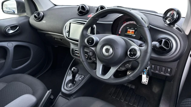 Smart fortwo Listing Image