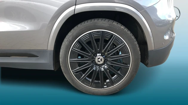 Mercedes-Benz GLA Listing Image