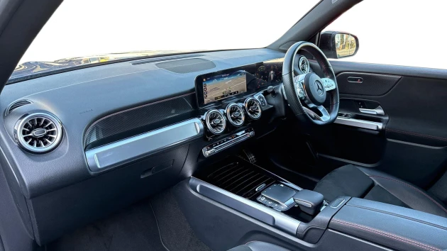 Mercedes-Benz GLB Listing Image