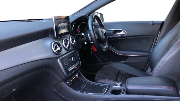 Mercedes-Benz CLA Listing Image