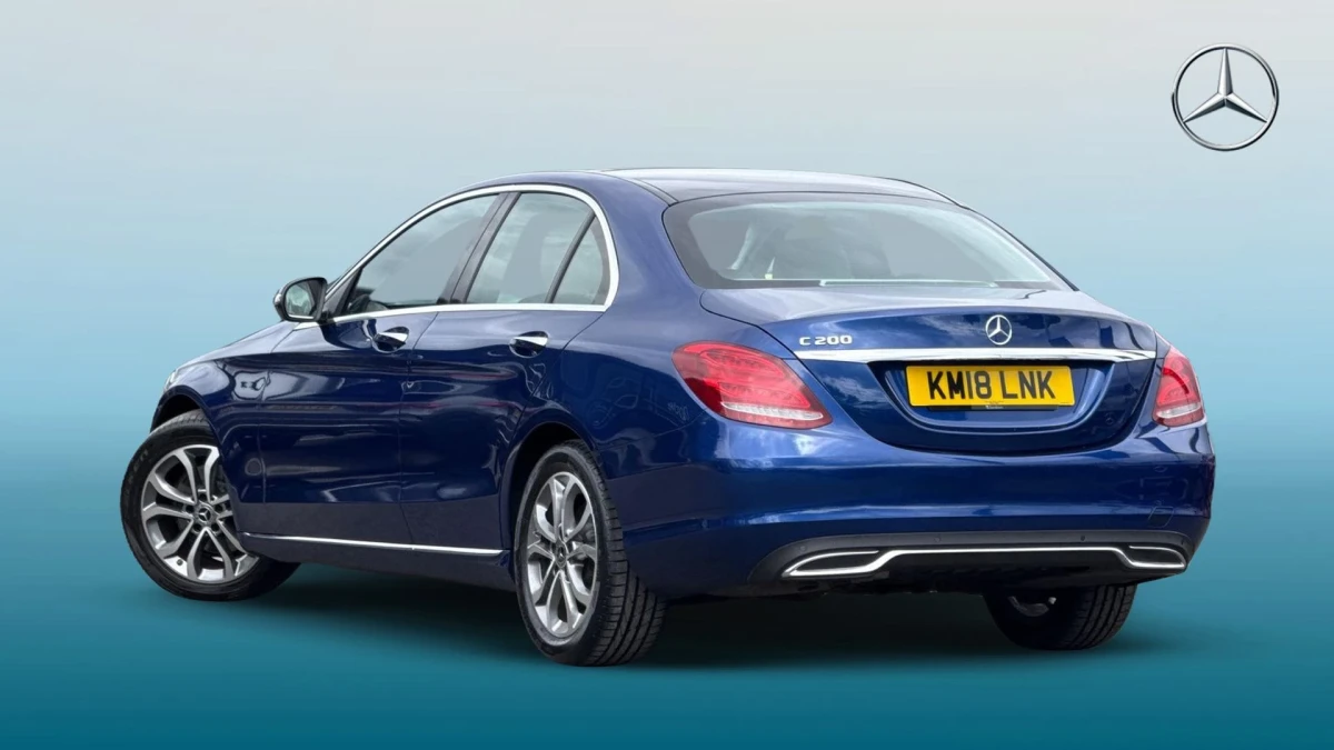 Mercedes-Benz C-Class Image 2