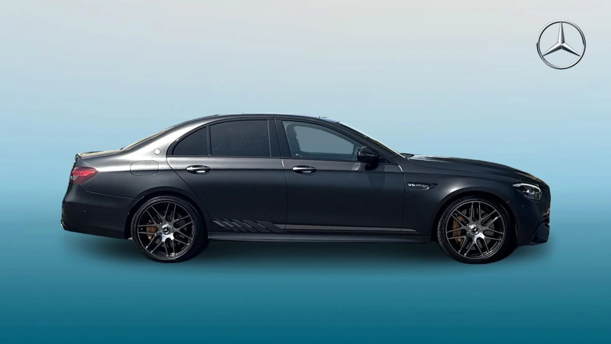 Mercedes-Benz E-Class Image 4