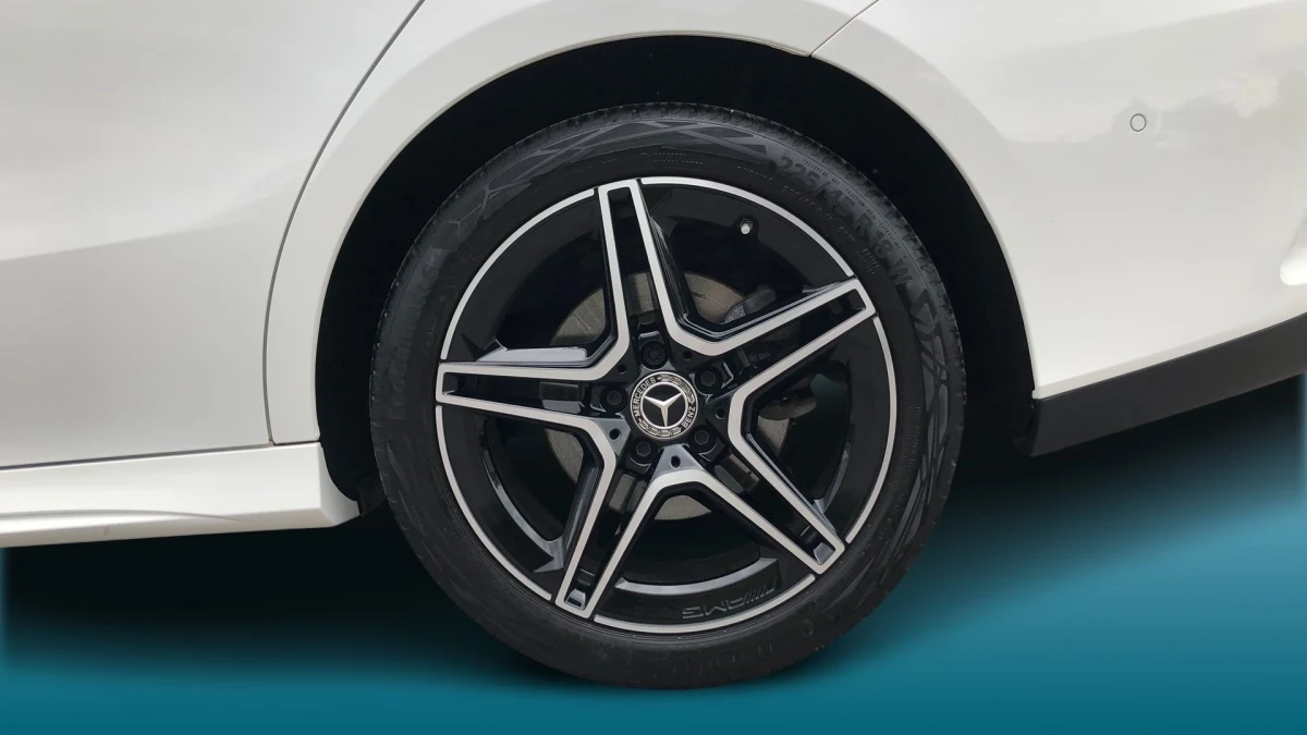 Mercedes-Benz CLA Image 5