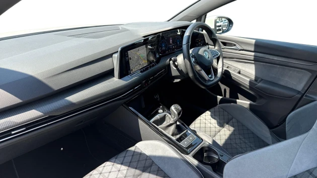 Volkswagen Golf Listing Image