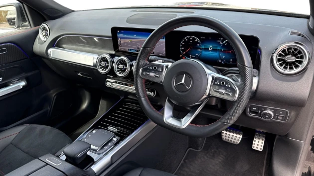 Mercedes-Benz GLB Listing Image