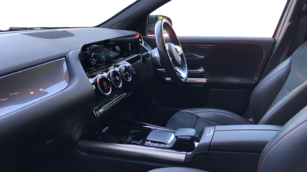 Mercedes-Benz GLA Listing Image