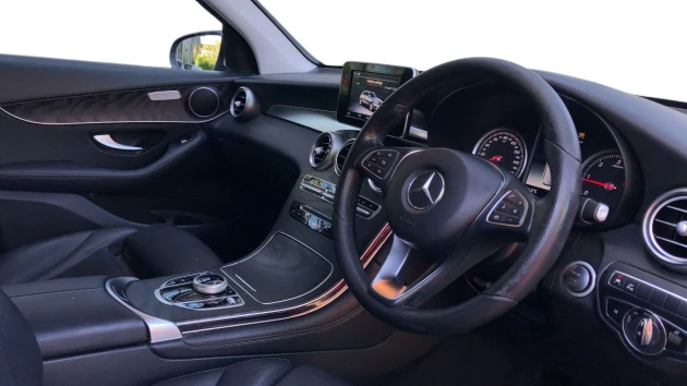 Mercedes-Benz GLC Listing Image