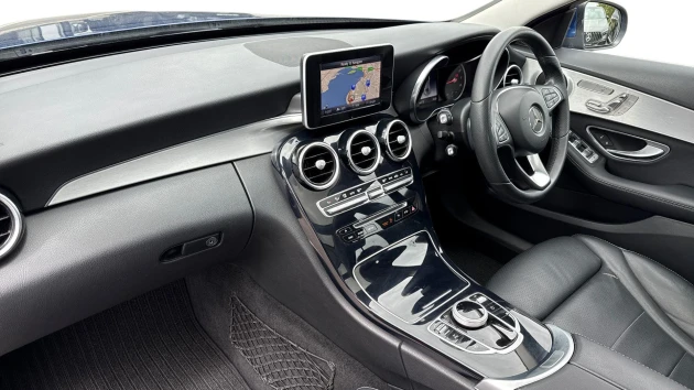 Mercedes-Benz C-Class Listing Image