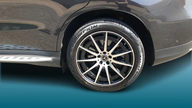 Mercedes-Benz EQC Listing Image