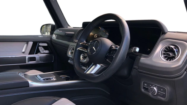 Mercedes-Benz G-Class Listing Image