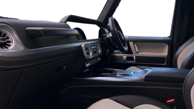 Mercedes-Benz G-Class Listing Image