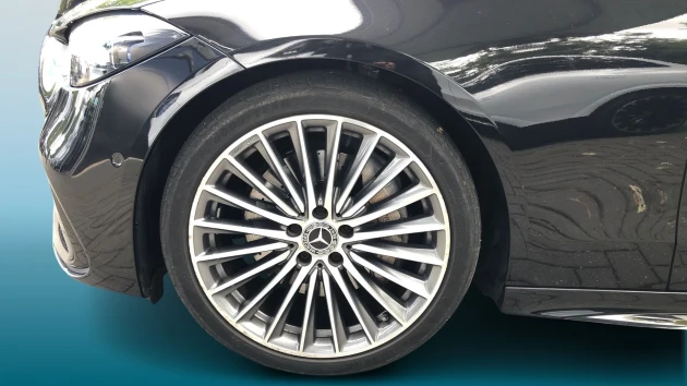 Mercedes-Benz C-Class Listing Image