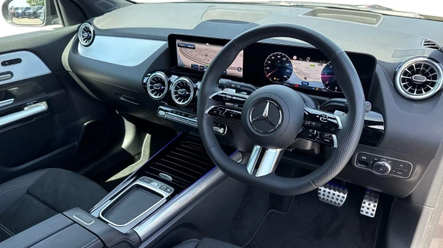 Mercedes-Benz GLA Listing Image