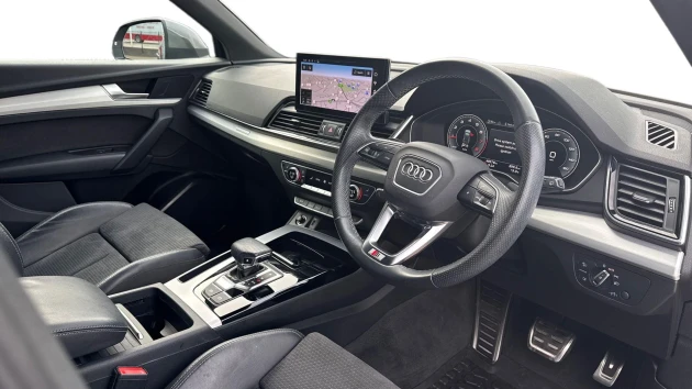 Audi Q5 Listing Image
