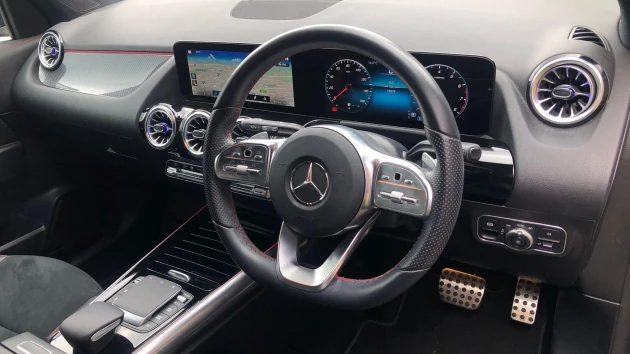 Mercedes-Benz GLA Listing Image