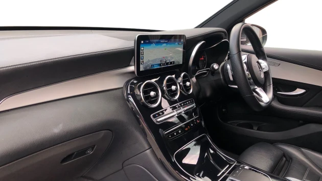 Mercedes-Benz GLC Listing Image