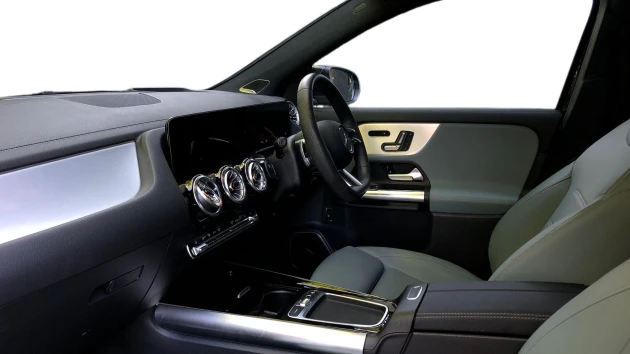 Mercedes-Benz EQA Listing Image