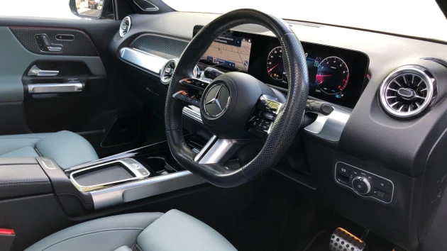 Mercedes-Benz GLB Listing Image