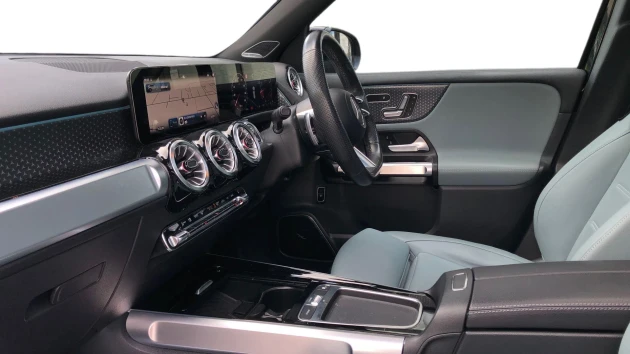 Mercedes-Benz GLB Listing Image