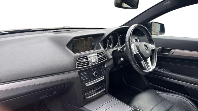 Mercedes-Benz E-Class Listing Image