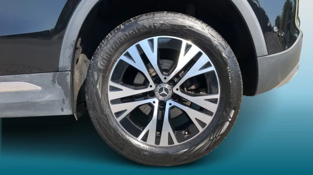 Mercedes-Benz GLA Listing Image