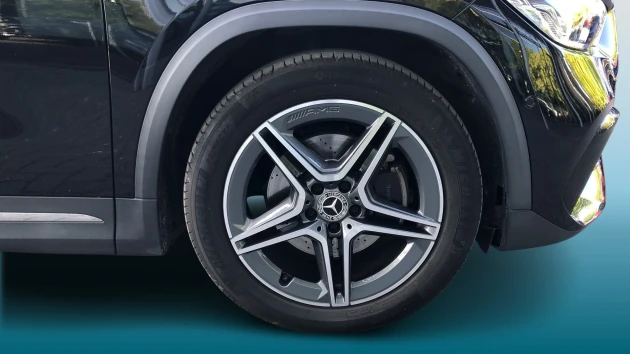 Mercedes-Benz GLA Listing Image