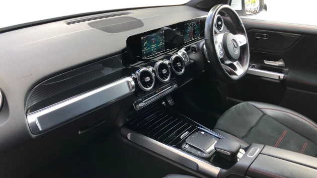 Mercedes-Benz GLB Listing Image
